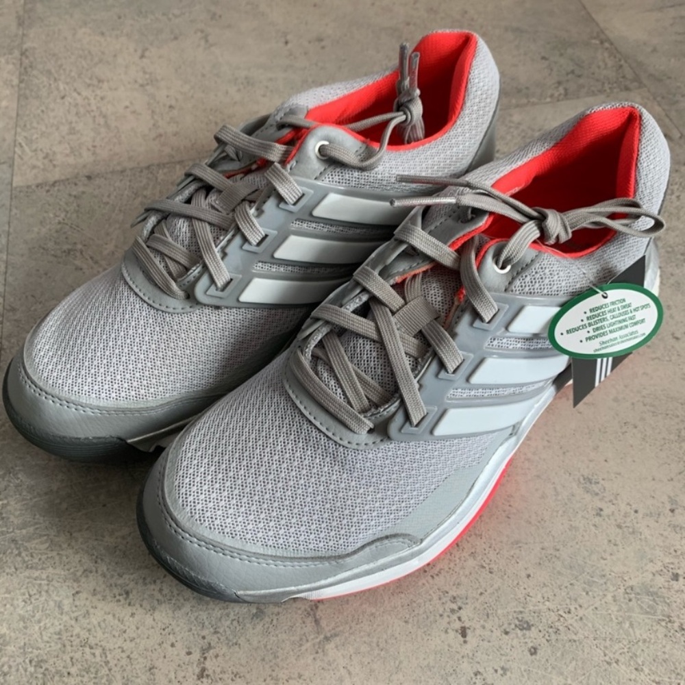 NWT Women’s adipower s boost 2 golf shoes size 7